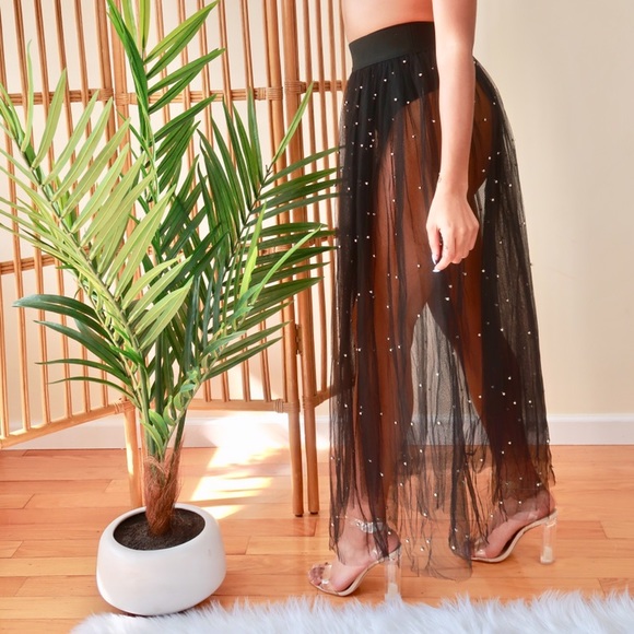 Dresses & Skirts - Tulle skirt